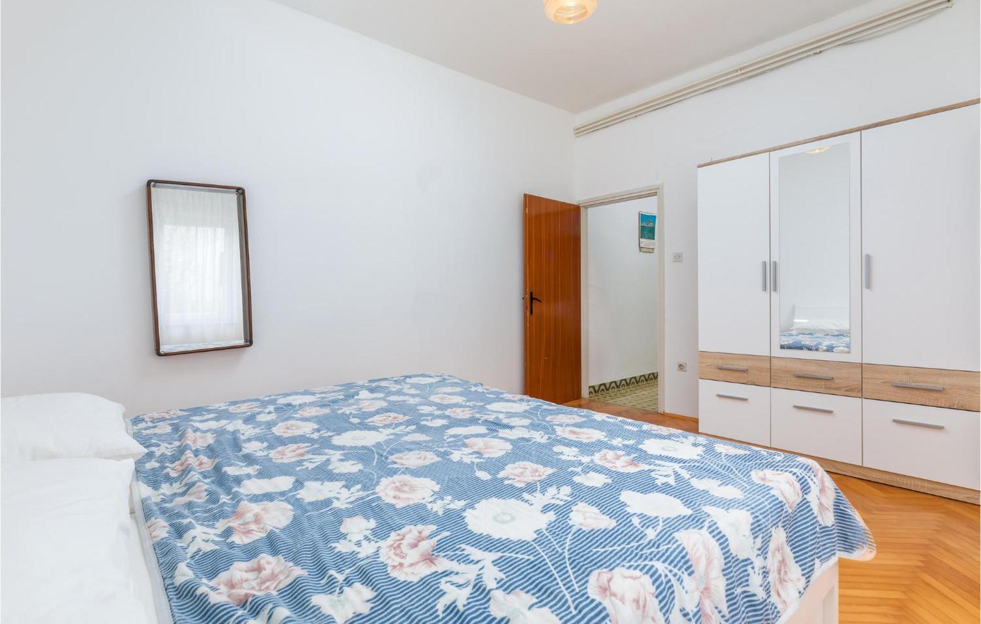 Lovely Apartment In Fazana With Kitchen Екстер'єр фото