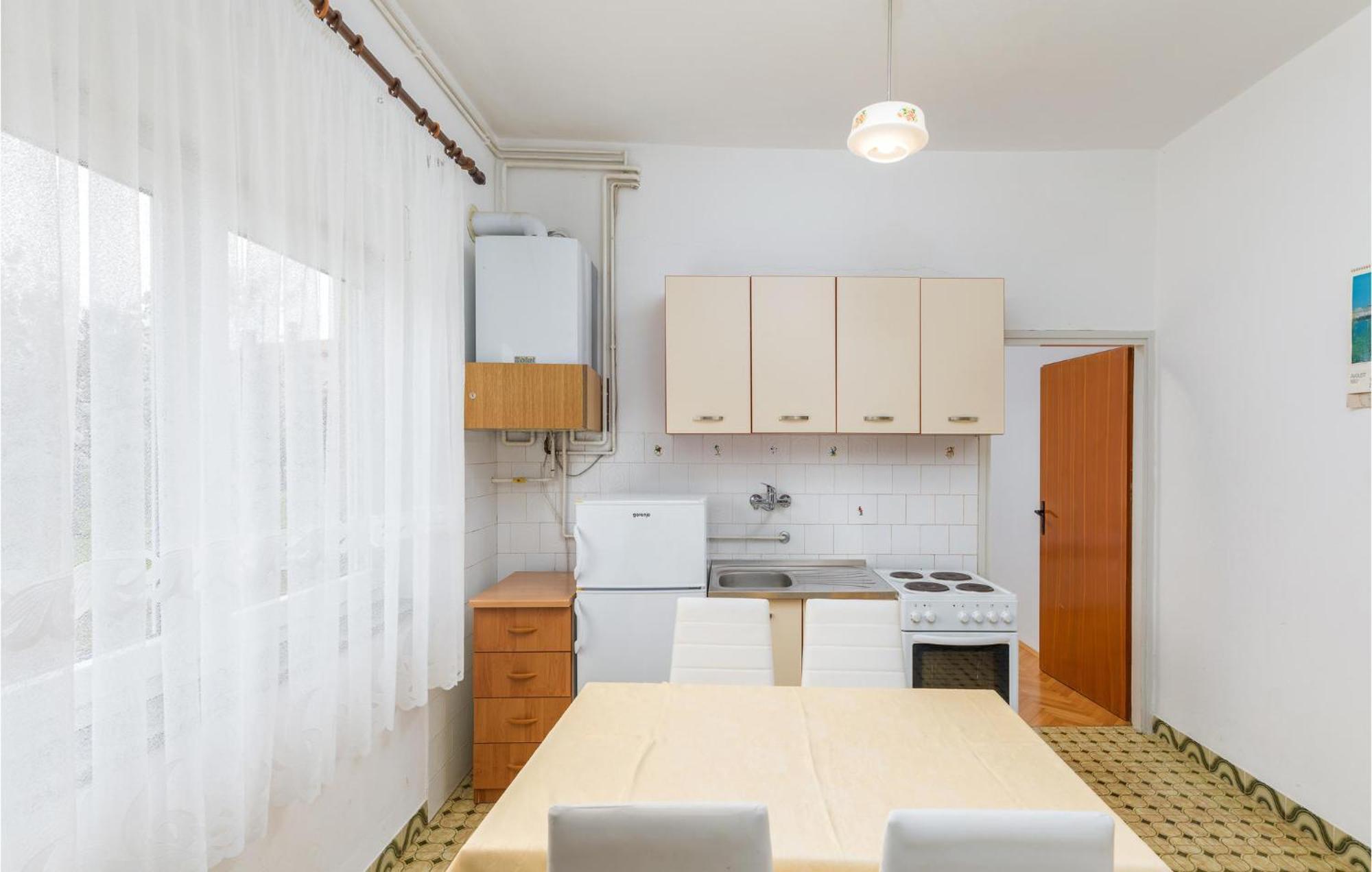 Lovely Apartment In Fazana With Kitchen Екстер'єр фото