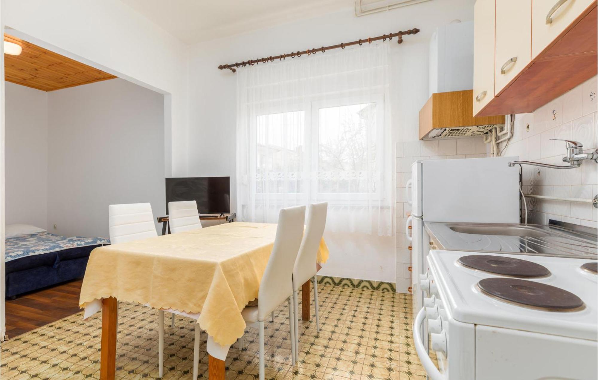 Lovely Apartment In Fazana With Kitchen Екстер'єр фото